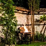 Banskovilla Zlateva House בית הארחה 3*