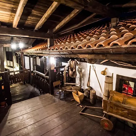 Banskovilla Zlateva House