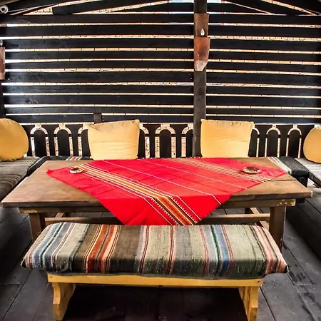 Banskovilla Zlateva House 3* בנסקו