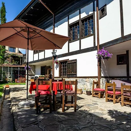 ゲストハウス Banskovilla Zlateva House