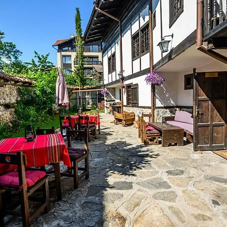 ゲストハウス Banskovilla Zlateva House